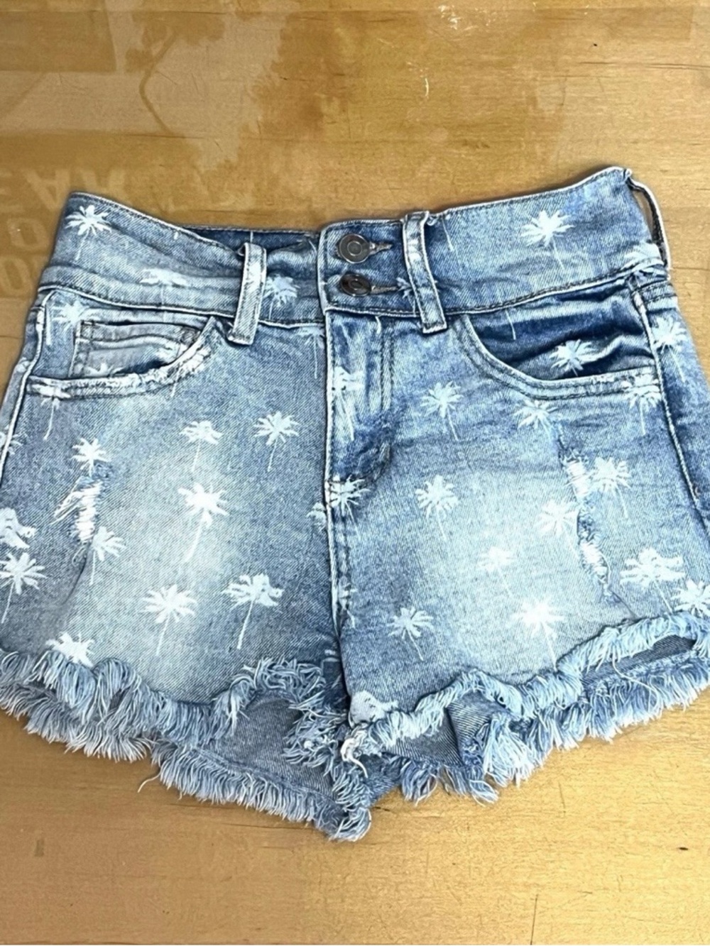 Denim Palm-tree Distressed Frayed Hem Women's Shorts - Denim Blue SZ 3